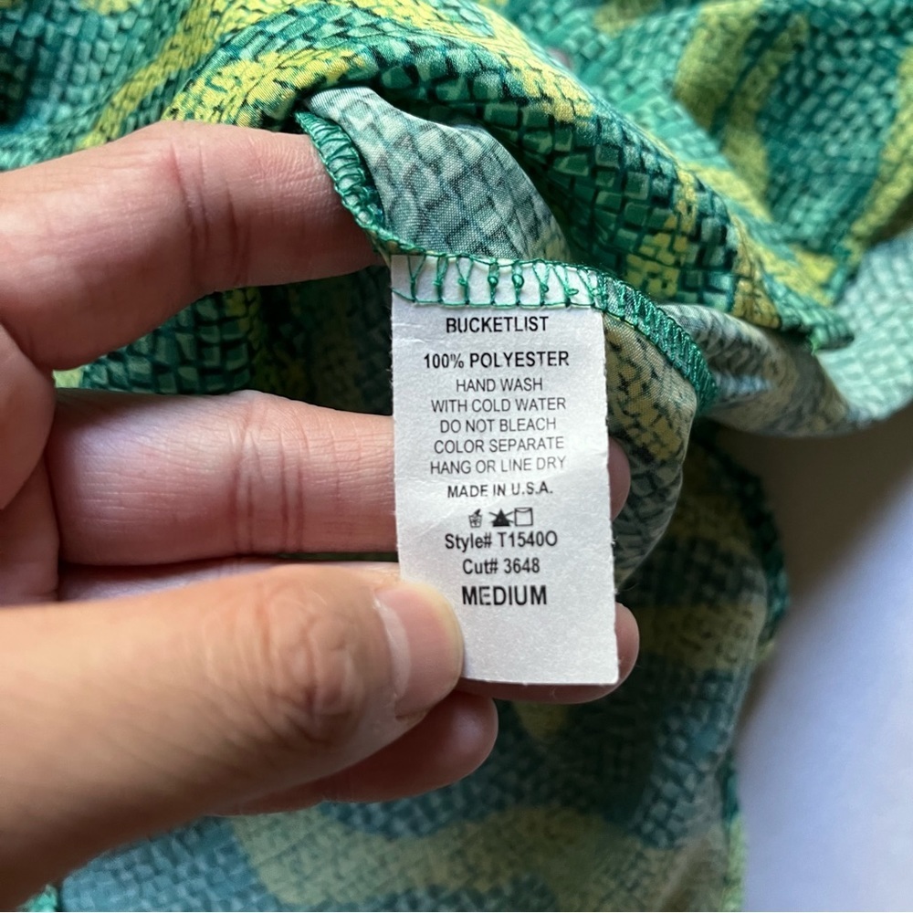 Bucket List Green Printed Button Up Long Puff Sle… - image 6